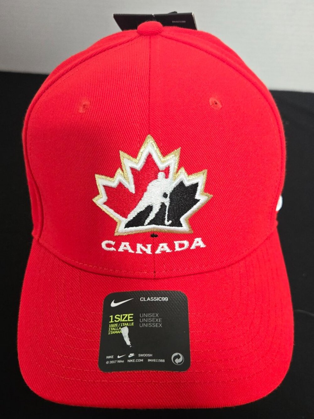 Nike Team Canada Hockey Classic99 Dri-FIT Hat Red NWT Adjustable